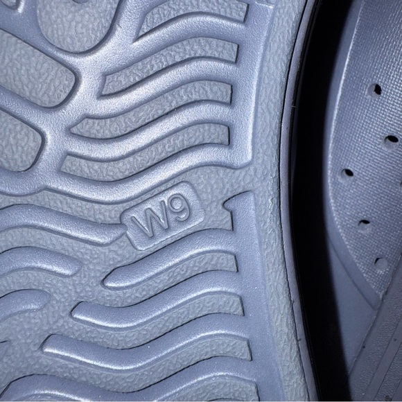 Casual Navy Slip-On Shoes - Picture 9 of 9